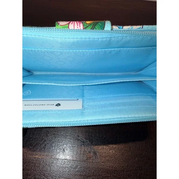 NWOT Vera Bradley Zip‎ Around Wallet Clutch Lemons Grove Floral Print Light Blue - Picture 5 of 7